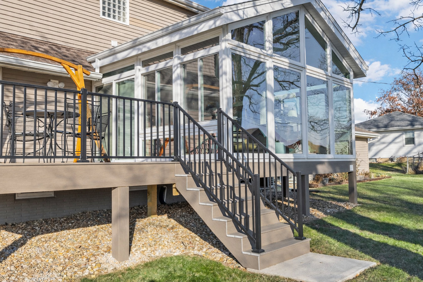 Deck-to-sunroom conversion